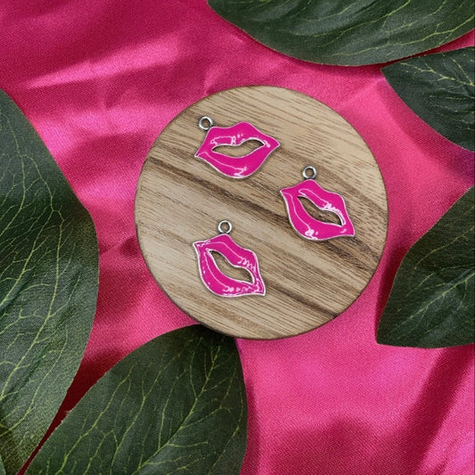 Hot Pink Lips 👄  | Charm